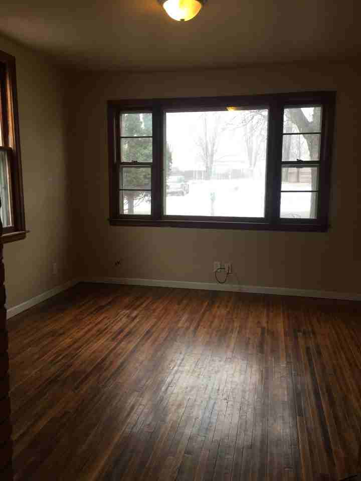 1026 Fulton St - Photo 2 of 12