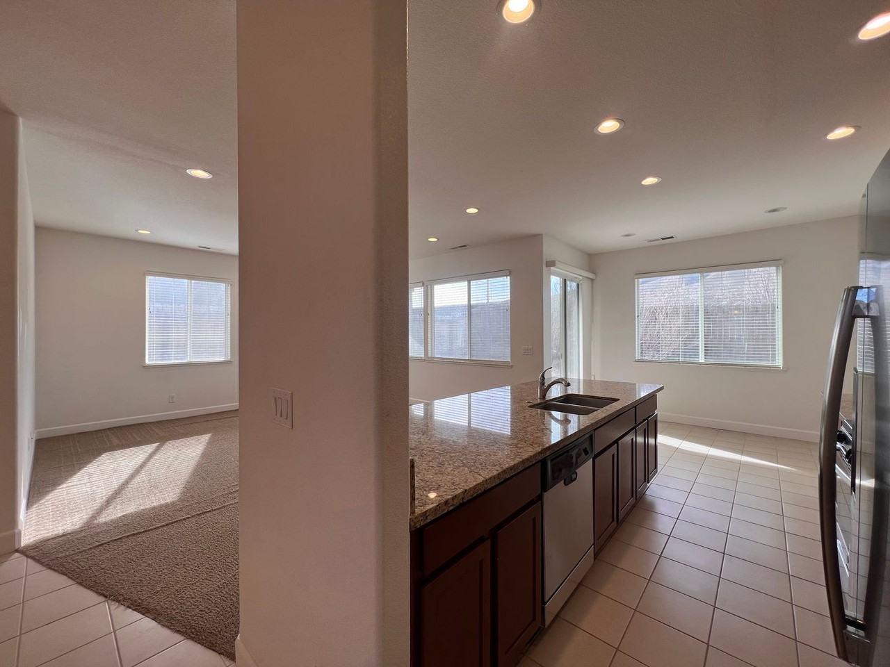 1807 Canal Dr - Photo 6 of 40