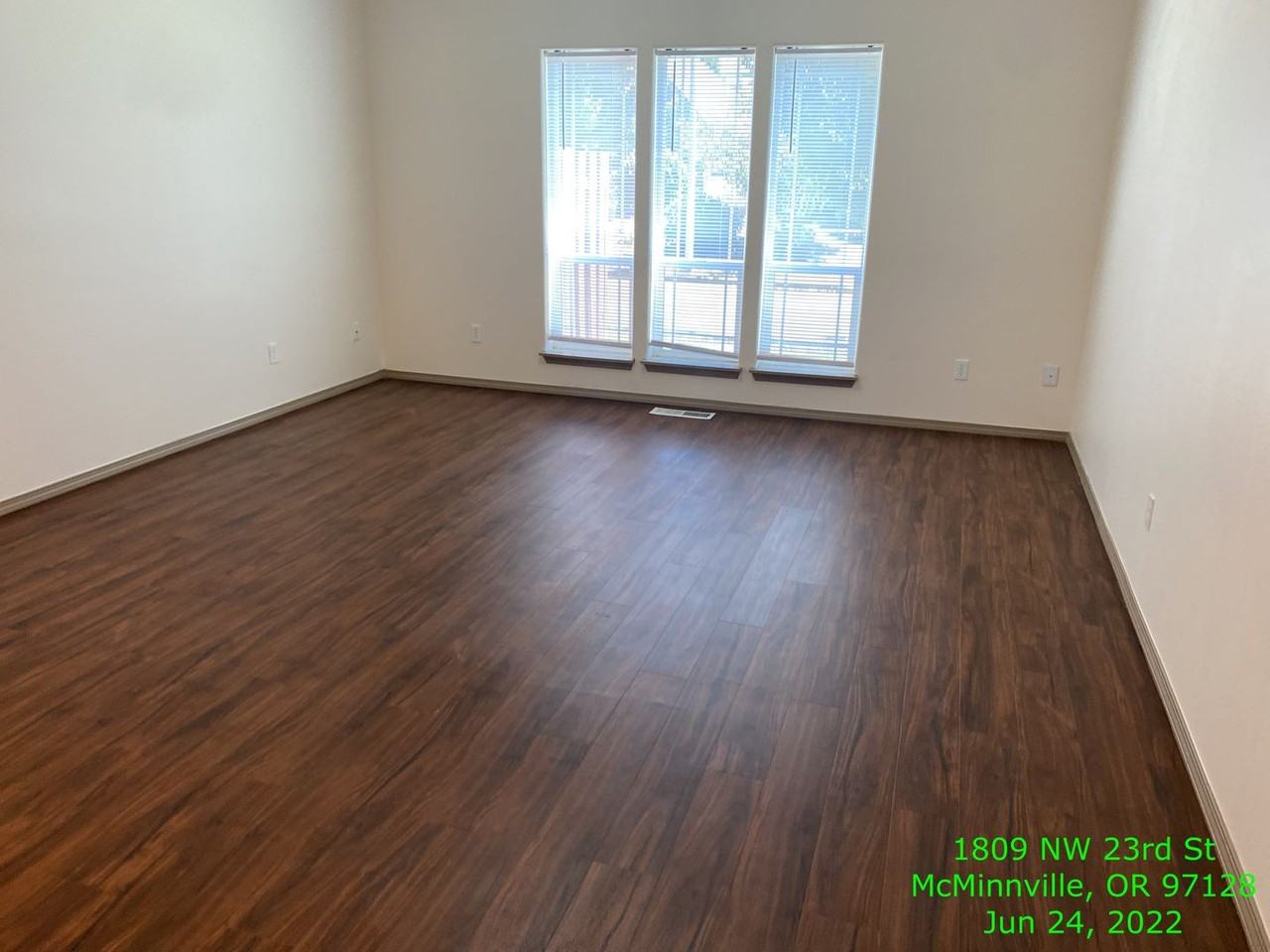 1809 Nw 23rd St - Photo 7 of 19