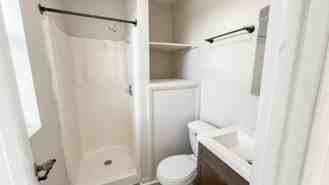 321 W Ianthe St #8 - Photo 1 of 1