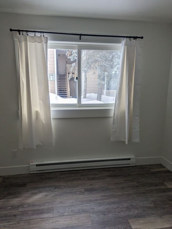 1335 Sparta Plz #13 - Photo 4 of 7