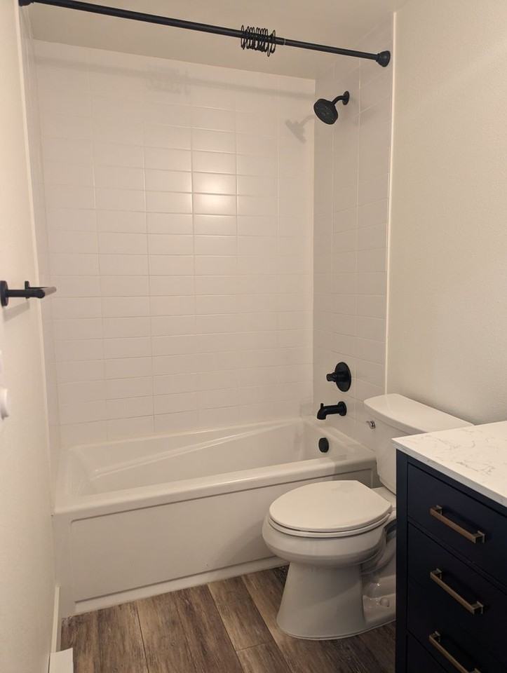 1335 Sparta Plz #13 - Photo 7 of 7