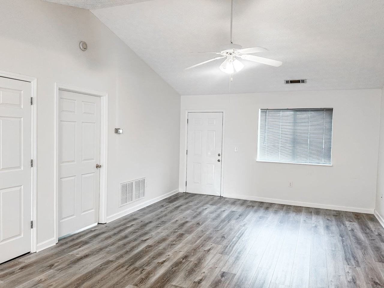 3903 Hidden Hollow Dr - Photo 7 of 24