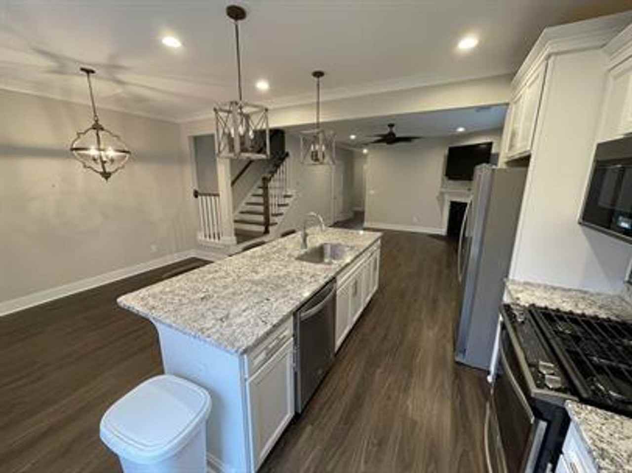 24 Meteora Way - Photo 6 of 21