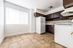 featured image of 7706 S Saginaw Ave