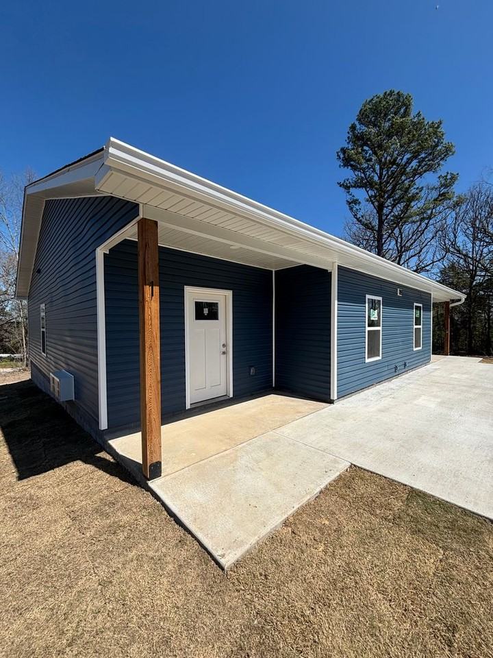 188 Summit St - Photo 6 of 6