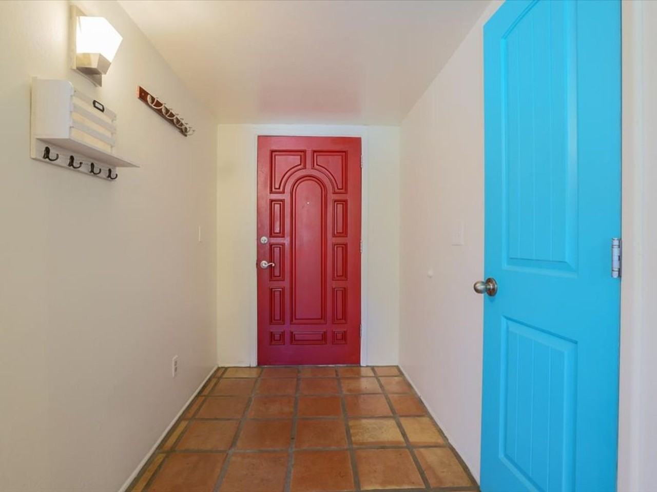 4550 N Harrison Rd - Photo 3 of 30