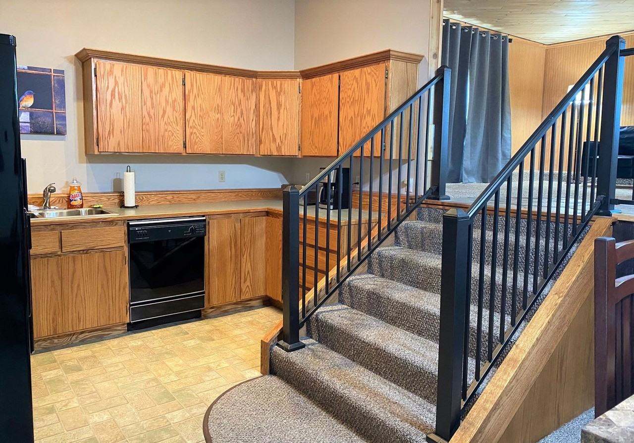 120 Kent Ln - Photo 3 of 14