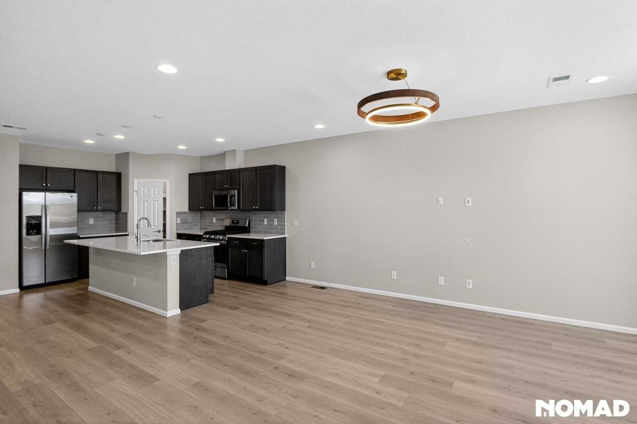 6696 N Argonne St - Photo 6 of 27