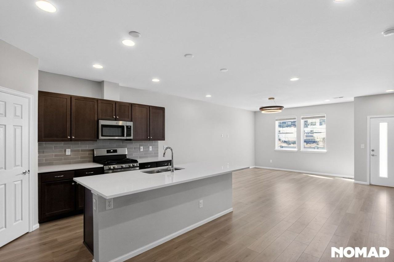 6696 N Argonne St - Photo 7 of 27