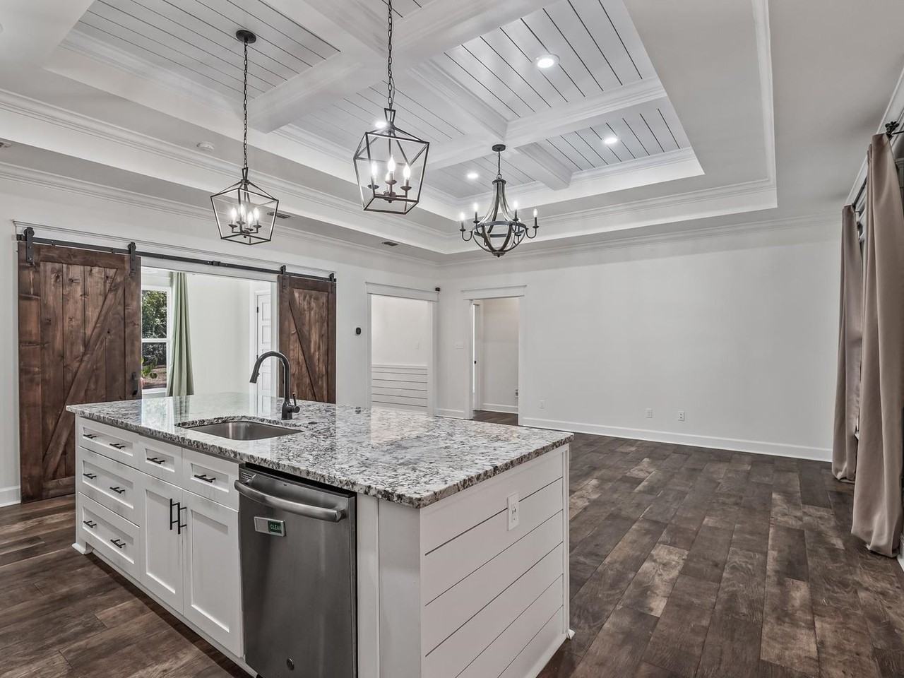 162 Aaron Strickland Rd - Photo 7 of 28