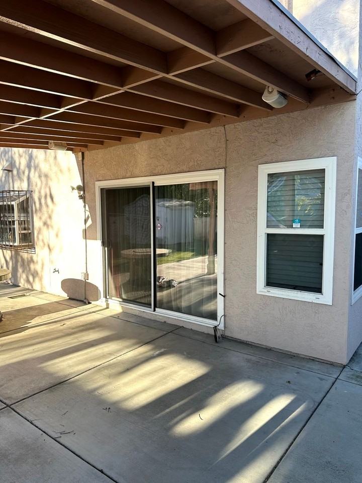 833 Joanna Dr - Photo 6 of 8