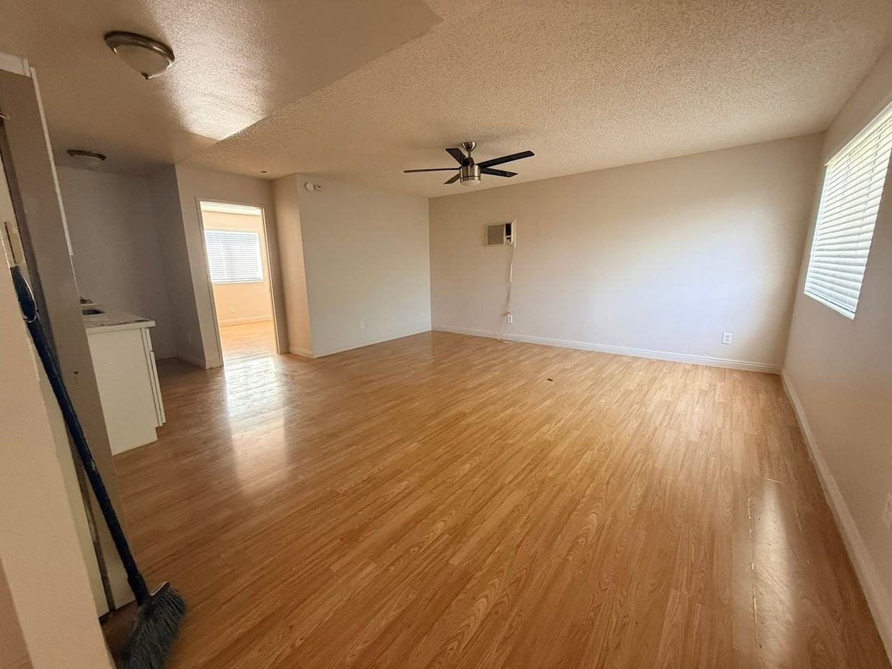 814 E Erna Ave - Photo 5 of 15