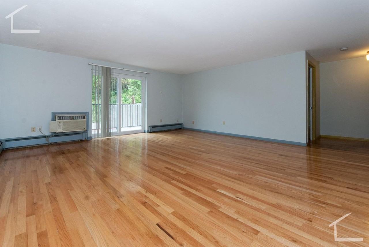 129 Tremont St - Photo 3 of 8