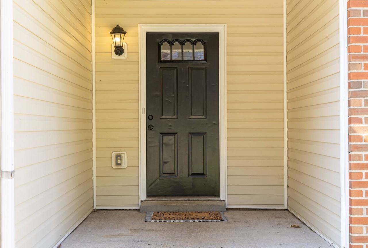 356 Andrew Dr - Photo 2 of 16