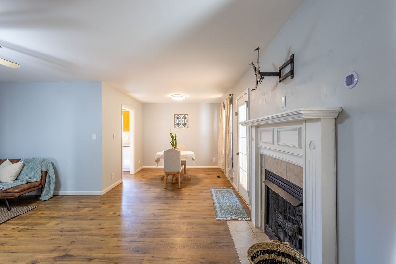 356 Andrew Dr - Photo 5 of 16