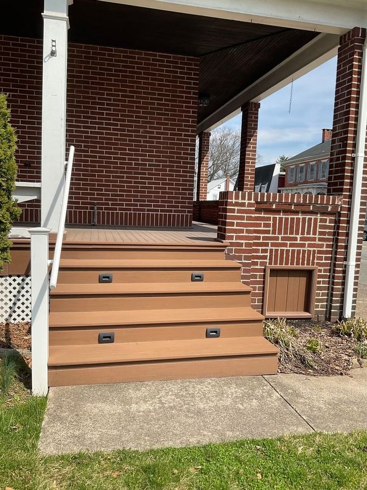 112 W Main St - Photo 3 of 30