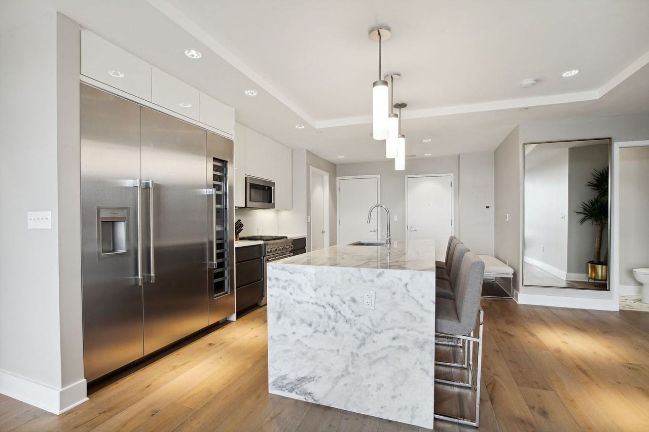 1827 Wiltberger St Nw #405 - Photo 7 of 50