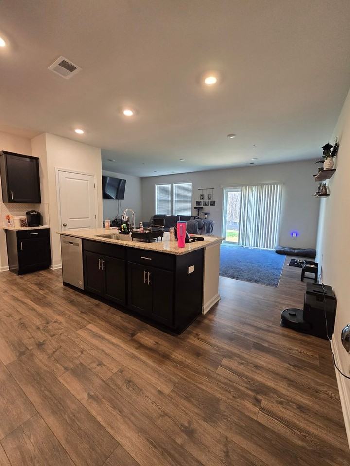 110 Correri St - Photo 2 of 16