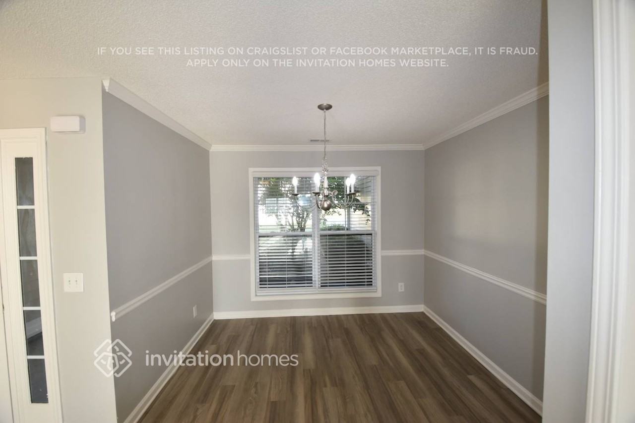 841 Franklin Mill Trce - Photo 7 of 15