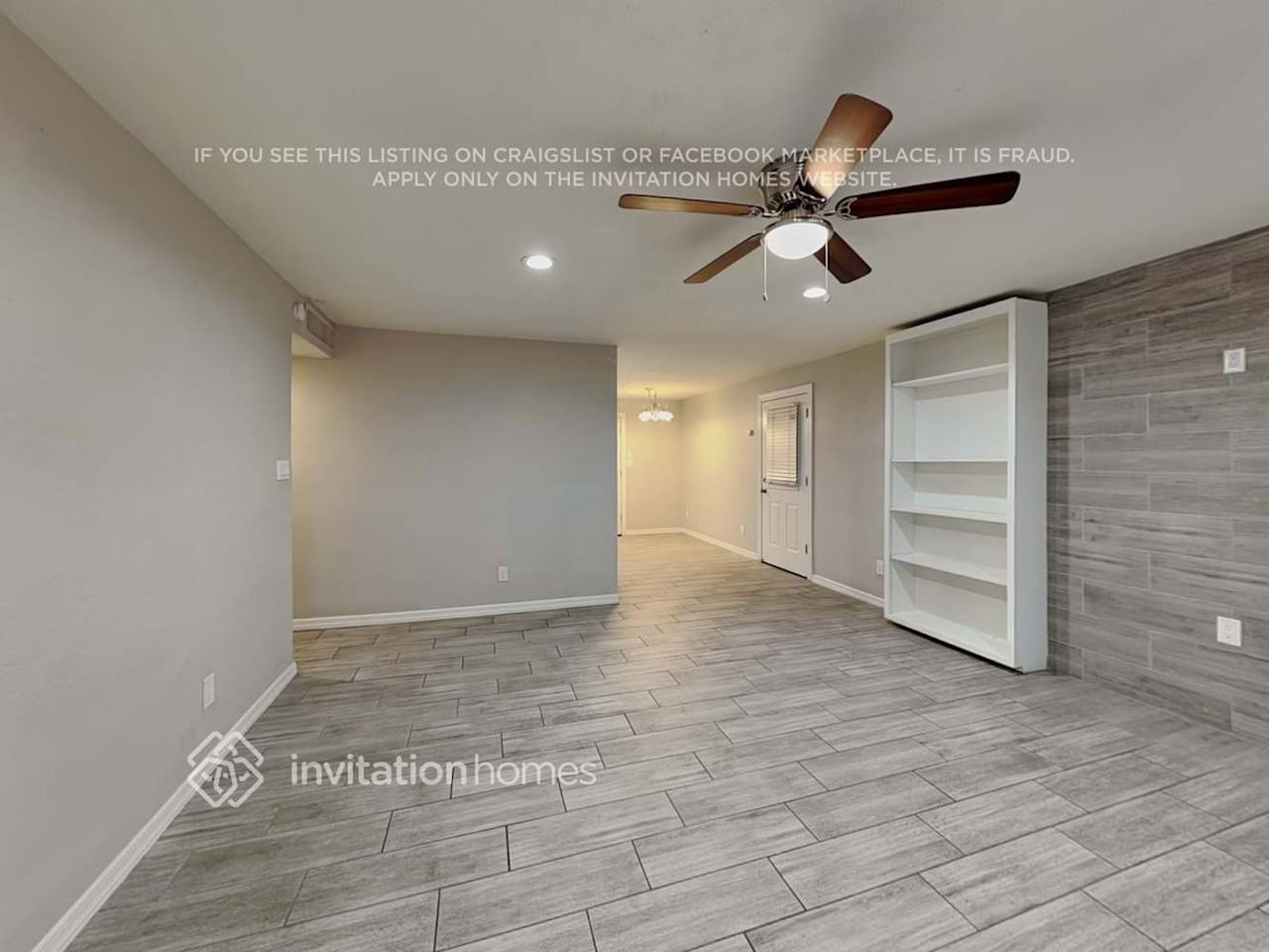 3452 E Acoma Dr - Photo 3 of 13