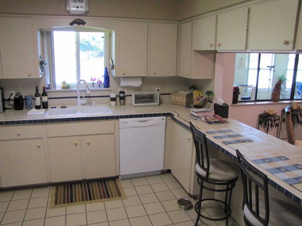 92 Lake Fairgreen Cir - Photo 3 of 43