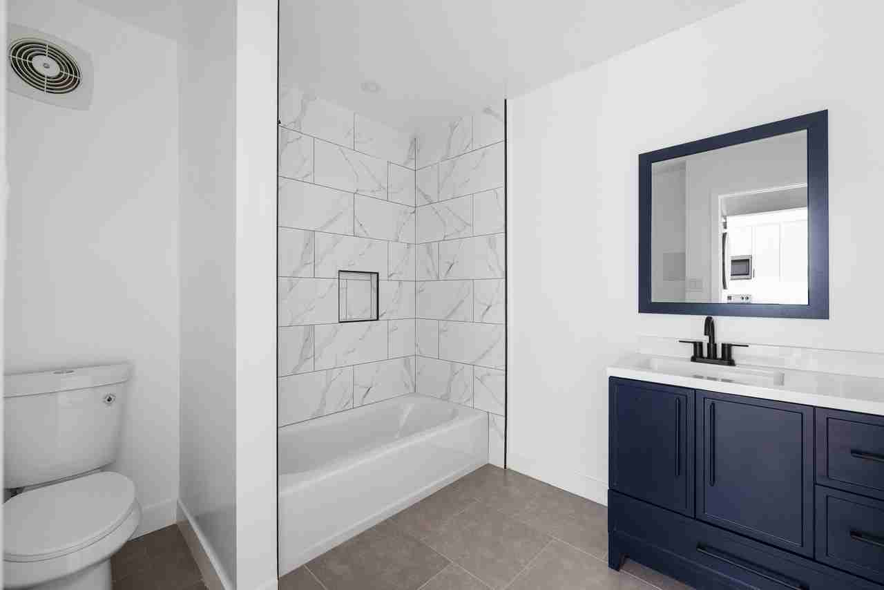 17000 Burbank Blvd #204 - Photo 6 of 18