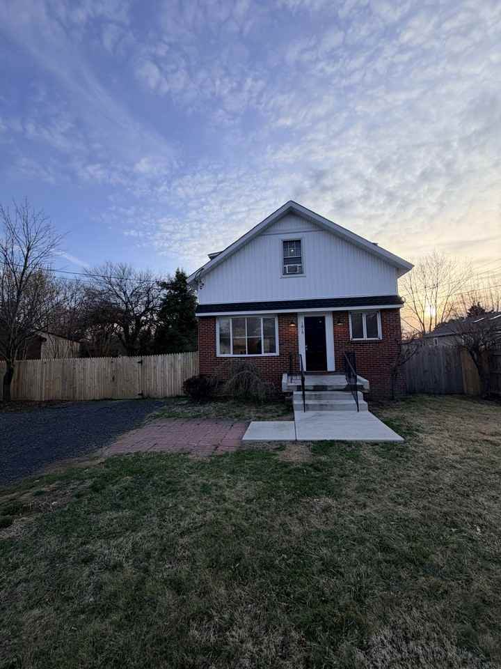 1819 Edgely Rd #NA - Photo 2 of 24