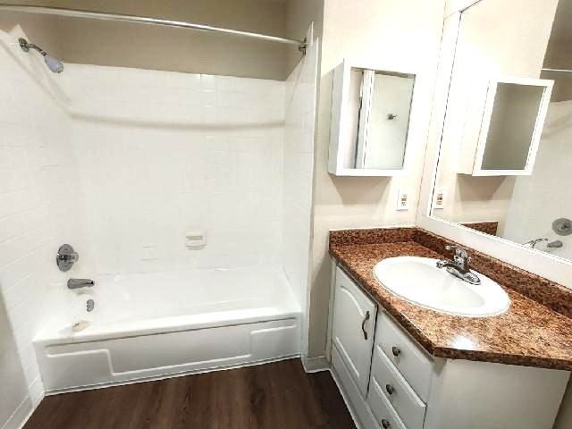 8501 Willows Rd Ne #L270 - Photo 3 of 12