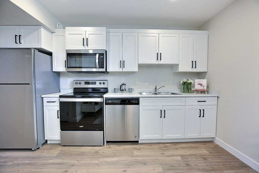 162/168 Chuka - Photo 4 of 14