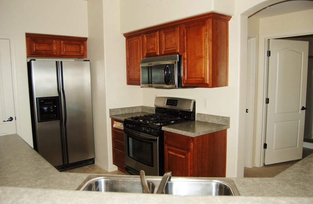 5508 N Silver Stream Way - Photo 3 of 18