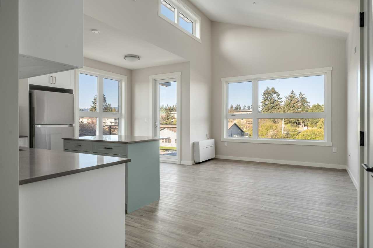 Salish Sands - Photo 4 of 44