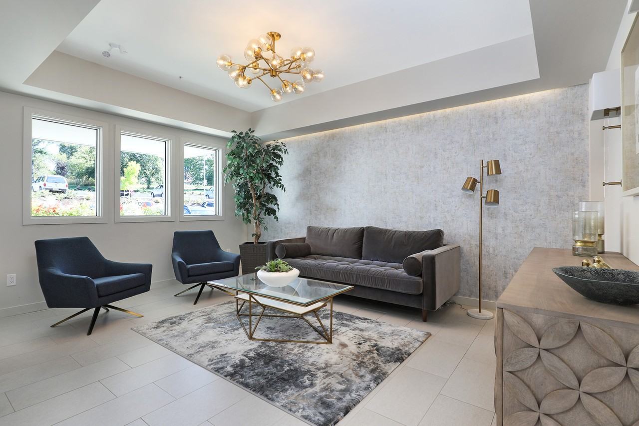 Enclave Residences - Photo 6 of 15