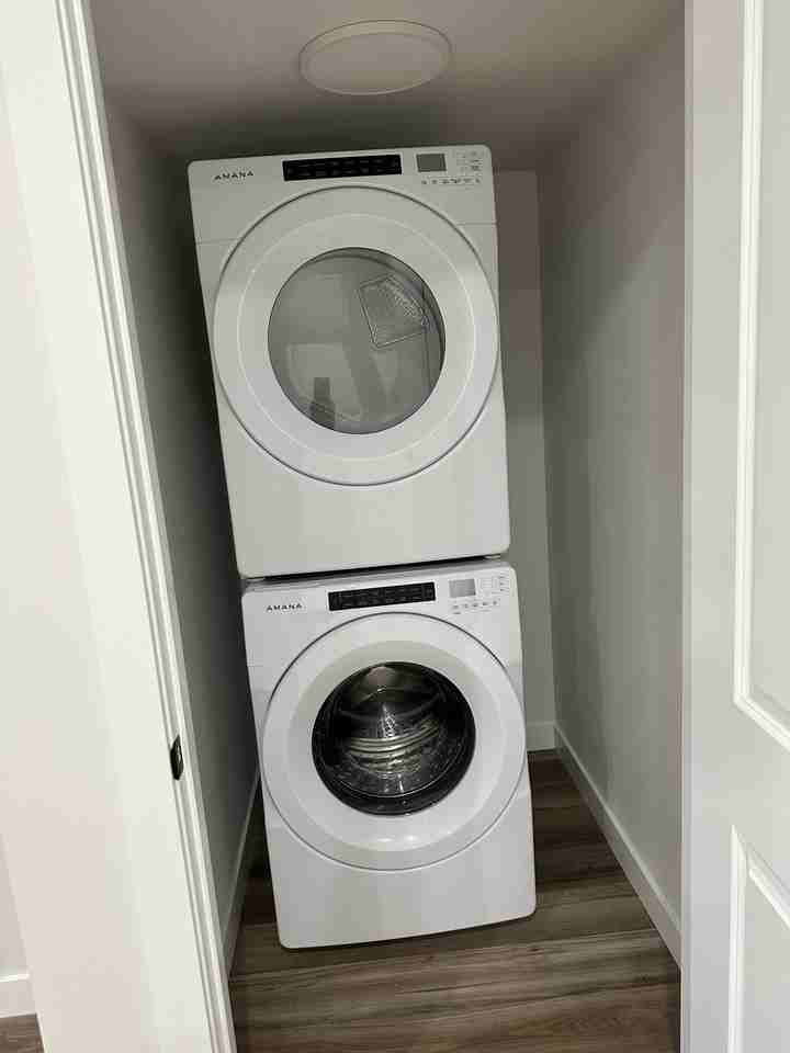 612 2nd Street - Photo 3 of 5