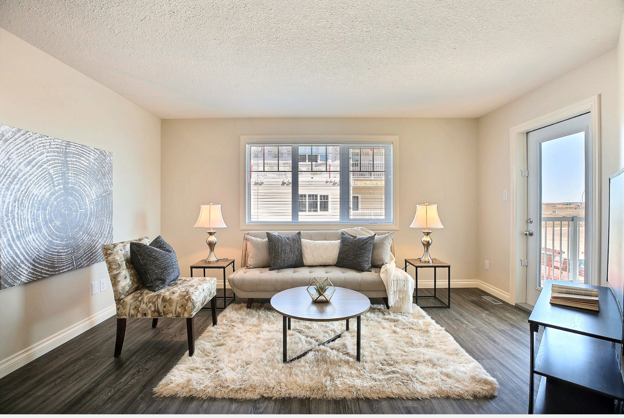 East 1 - 3025 Trombley Street Apartment - Photo 4 of 10