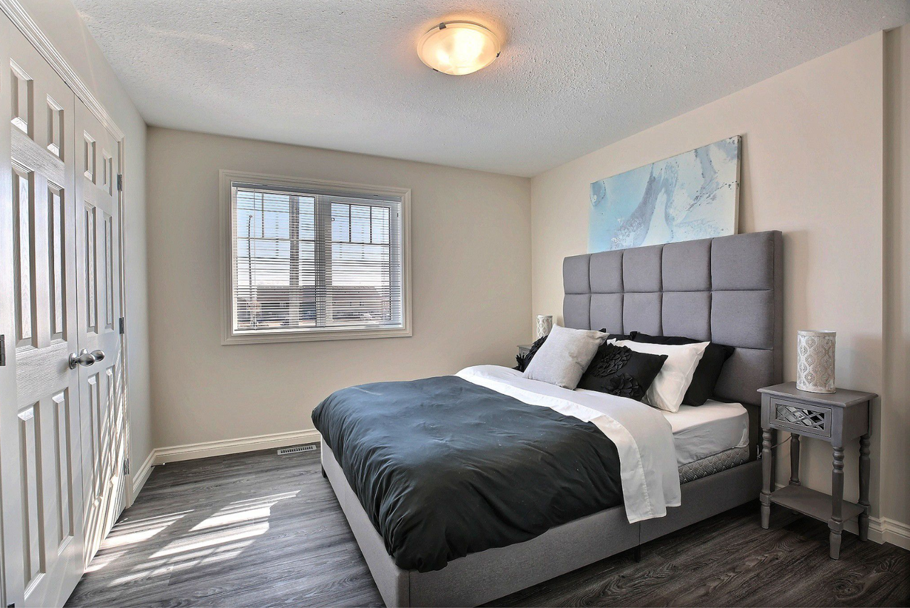 East 1 - 3025 Trombley Street Apartment - Photo 7 of 10