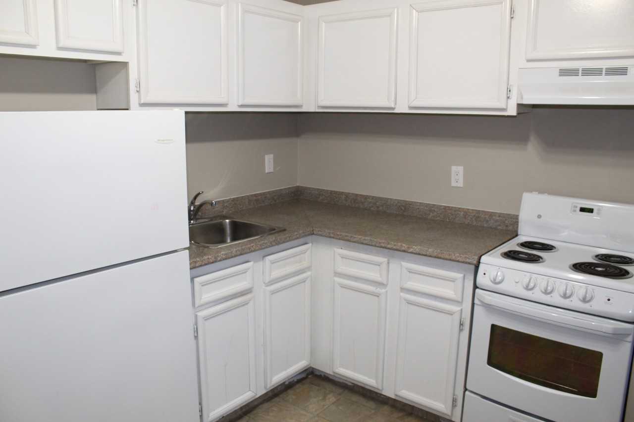 Assiniboine - Photo 2 of 6