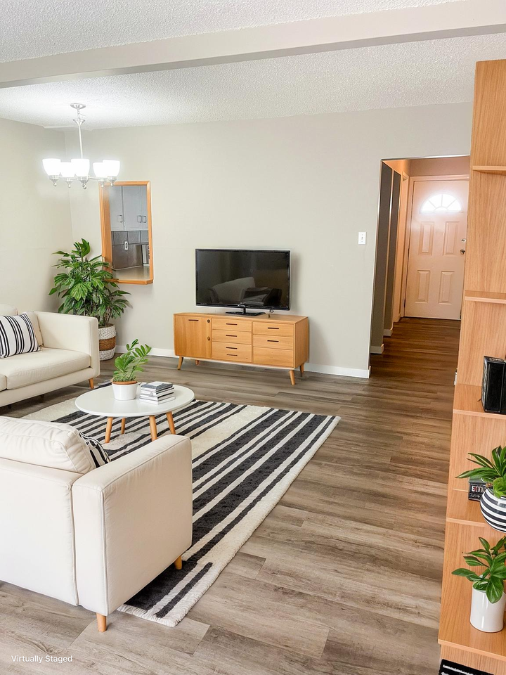 Thompson River Townhomes - Photo 4 of 16