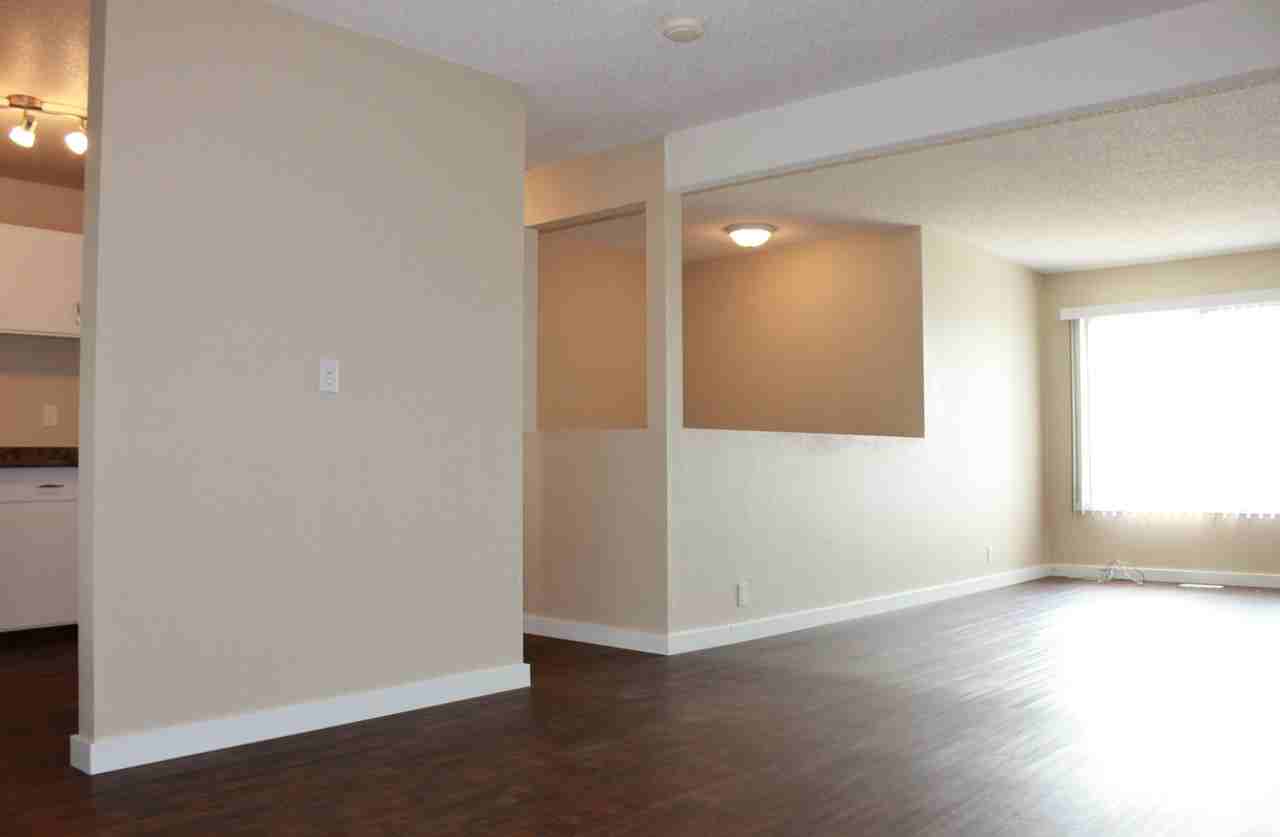 Loran Townhomes - Photo 7 of 13