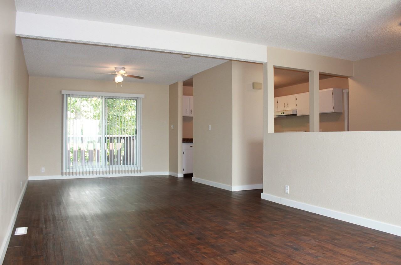 Loran Townhomes - Photo 3 of 12
