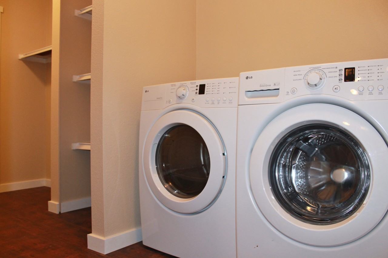 Loran Townhomes - Photo 6 of 12