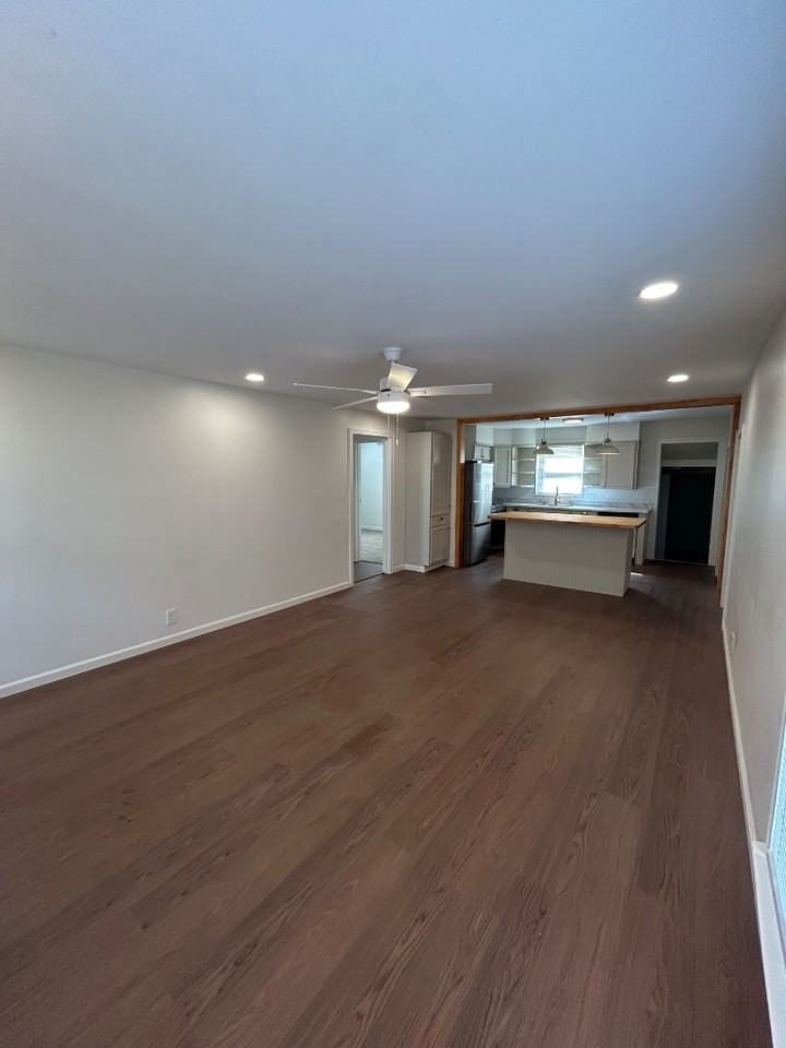 619 E 15th Ave - Photo 3 of 11