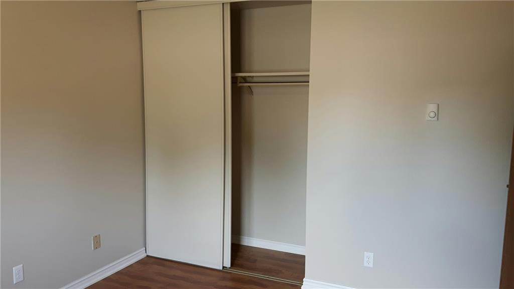 678 Evangeline Street - Photo 5 of 8