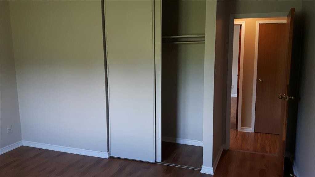 678 Evangeline Street - Photo 6 of 8