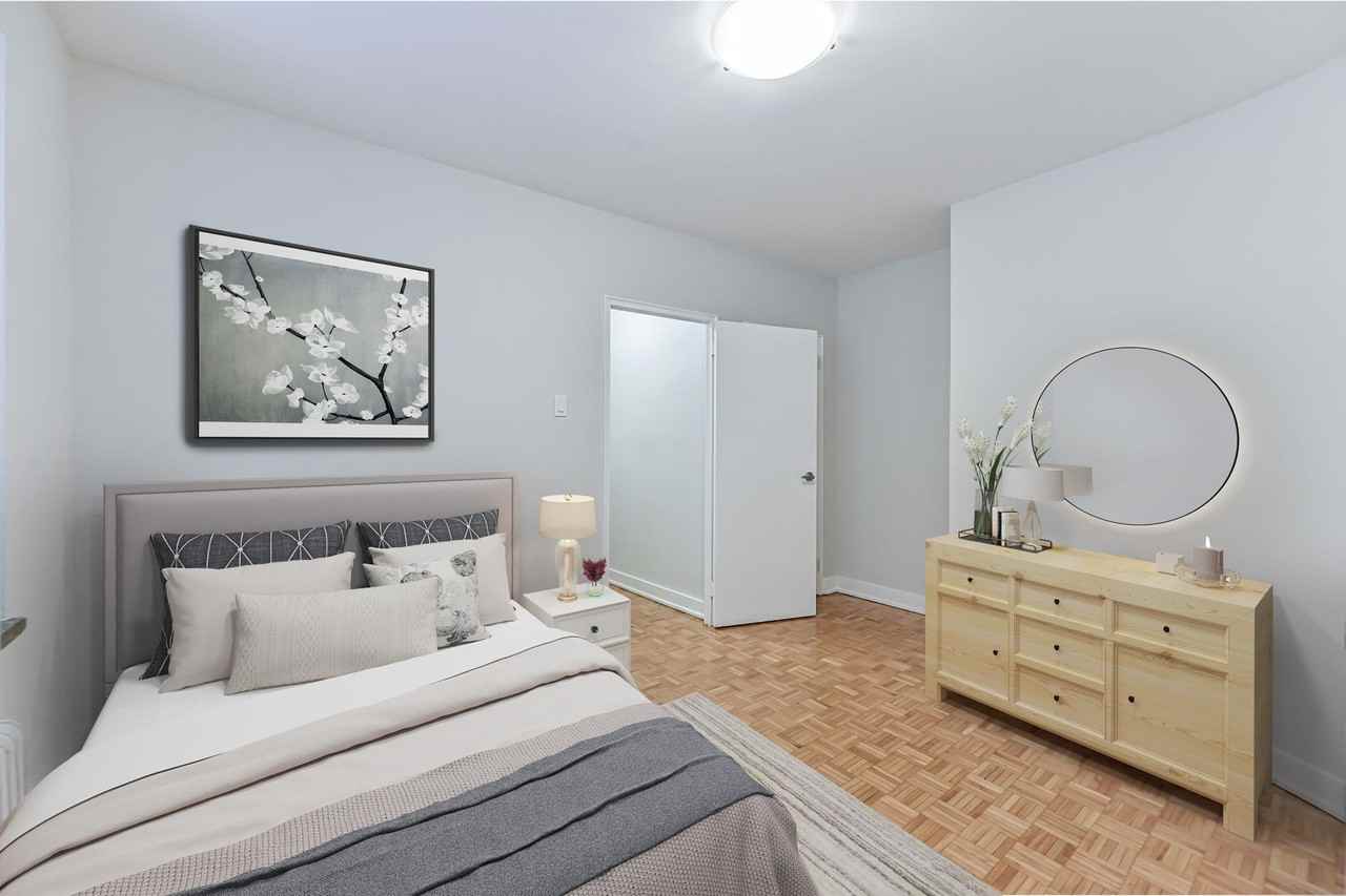 153 St. George - Photo 6 of 7