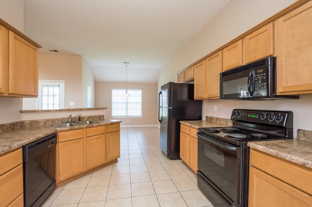 9129 William Paul Dr - Photo 4 of 15