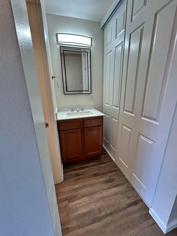 5033 5063 CLAIREMONT MESA BLVDUnit 28 #28E - Photo 2 of 4