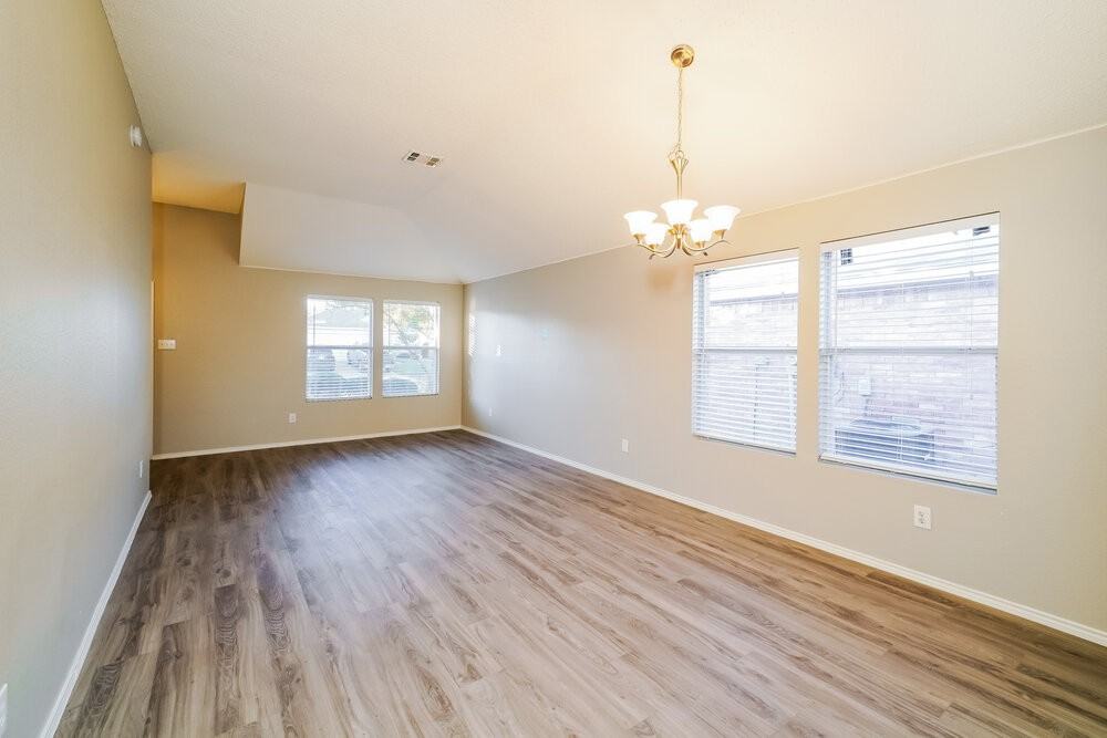 706 Langford Dr - Photo 6 of 16