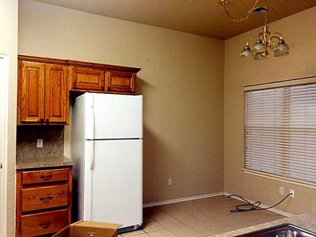 2201 Nw 155th St #1 - Photo 4 of 11