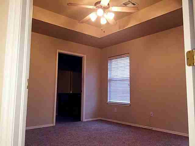 2201 Nw 155th St #1 - Photo 6 of 11